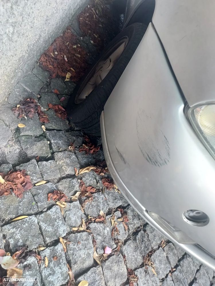 Ford Fiesta 1.25 Techno - 3