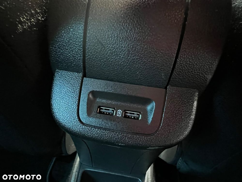 Skoda Fabia 1.0 TSI Drive 125 - 25