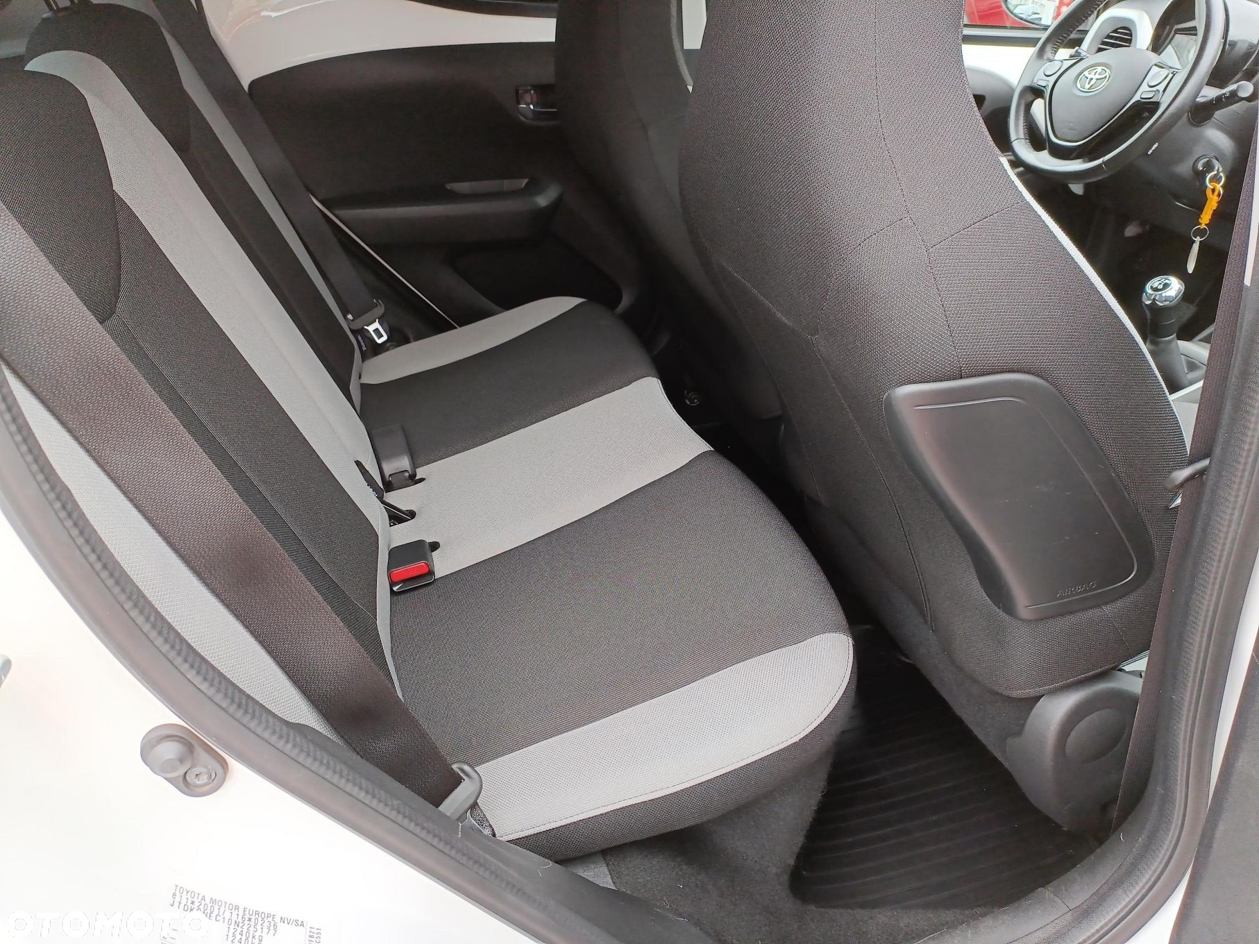 Toyota Aygo - 15