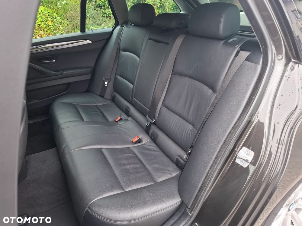 BMW Seria 5 - 13