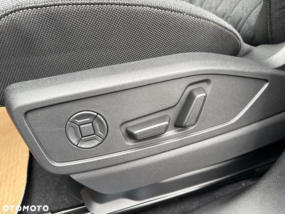 Audi Q5 Sportback - 10