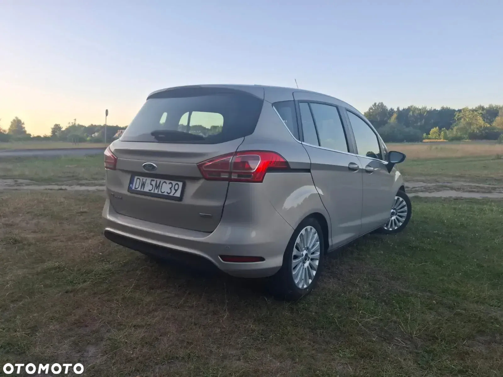 Ford B-MAX 1.0 EcoBoost Titanium - 4