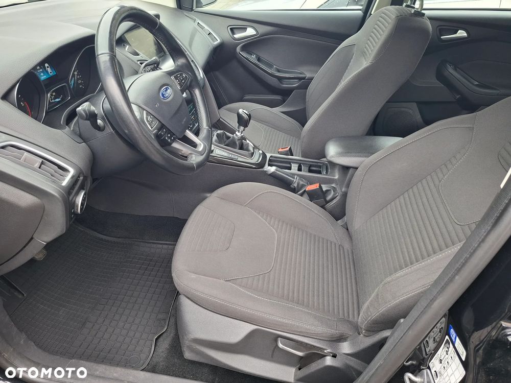 Ford Focus 1.5 TDCi Titanium - 13