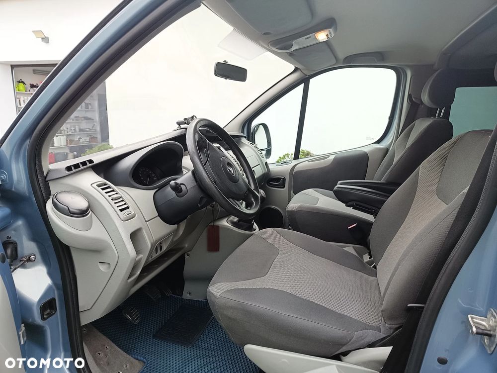 Opel Vivaro - 17