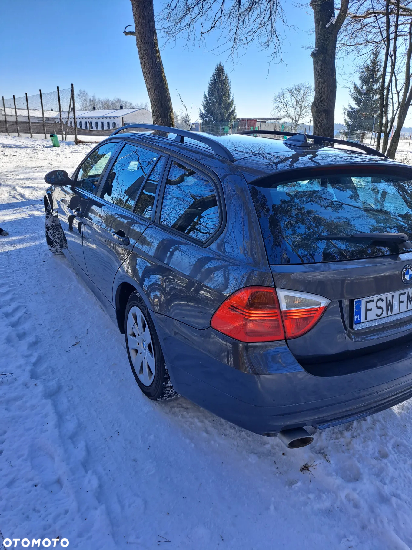 BMW Seria 3 318d - 11