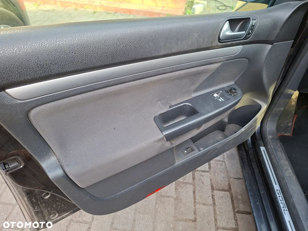 Volkswagen Golf 1.9 TDI Goal - 12