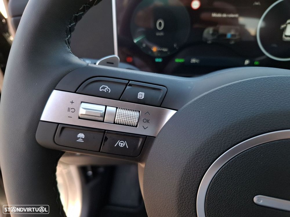 Hyundai Tucson 1.6 T-GDI HEV Vanguard - 16