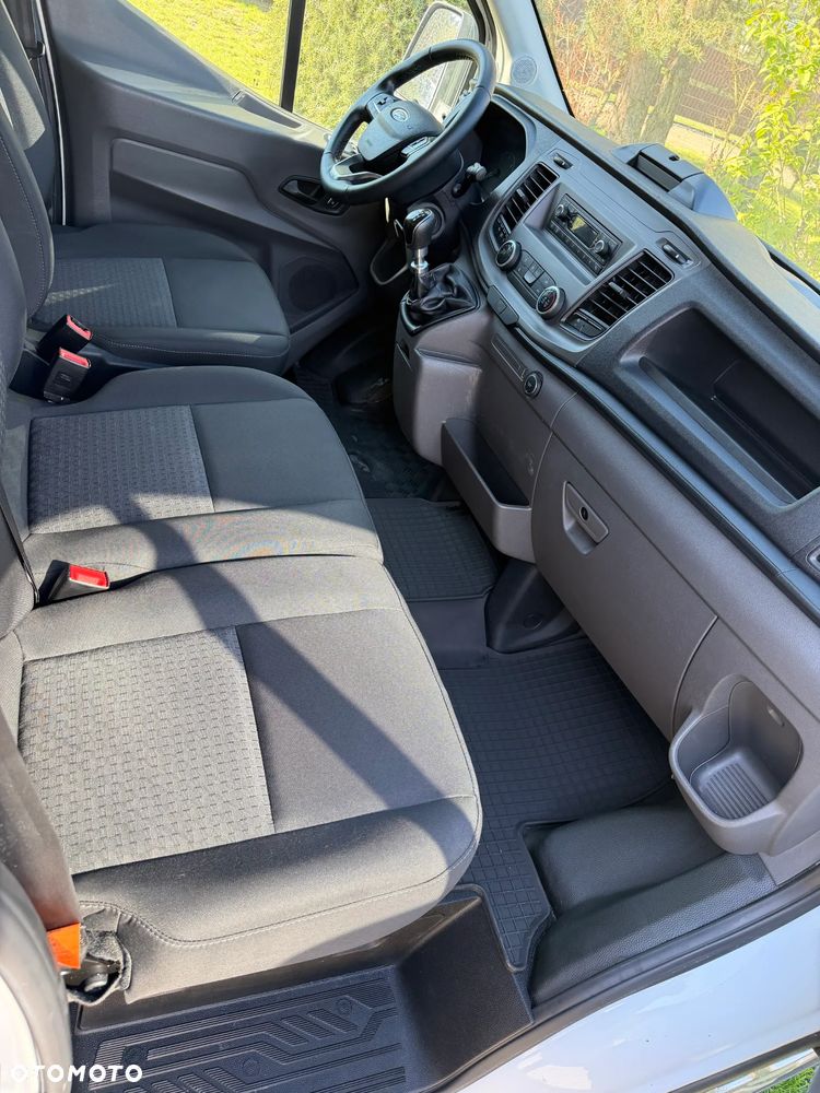 Ford Transit - 8