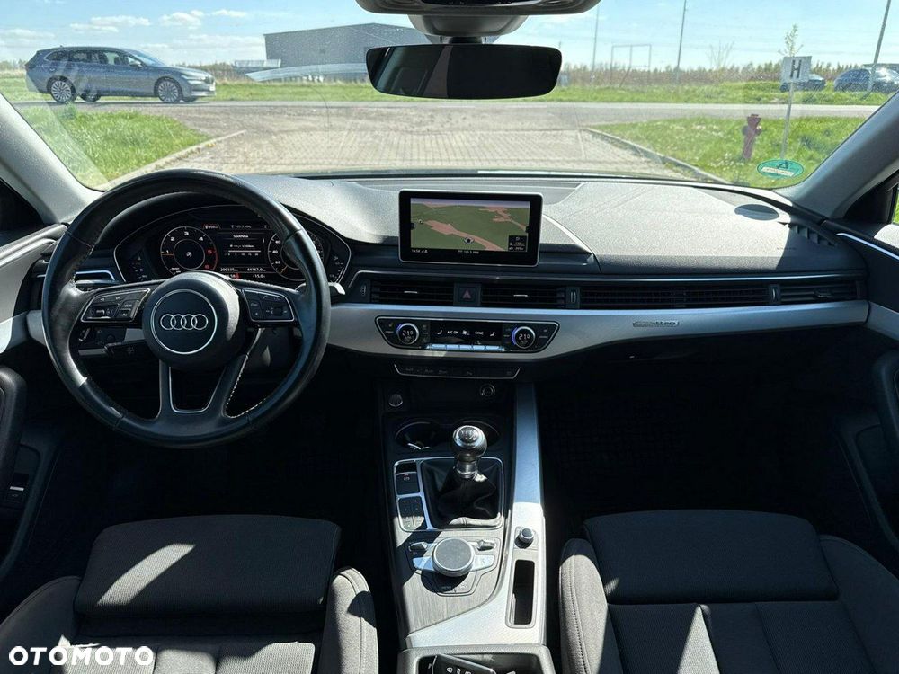 Audi A4 Limousine - 25