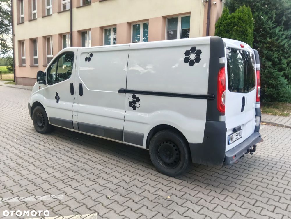 Opel Vivaro - 9