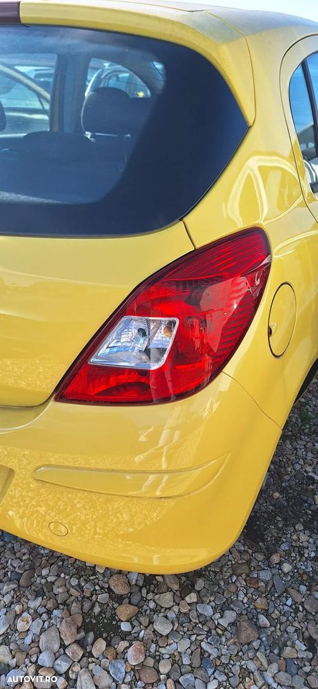 STOP SPATE LAMPA OPEL CORSA D - 4