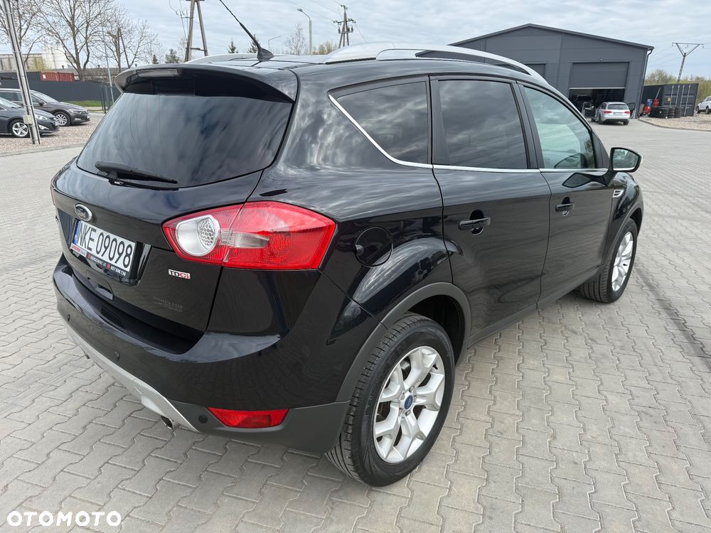 Ford Kuga 2.0 TDCi 2x4 Titanium - 9
