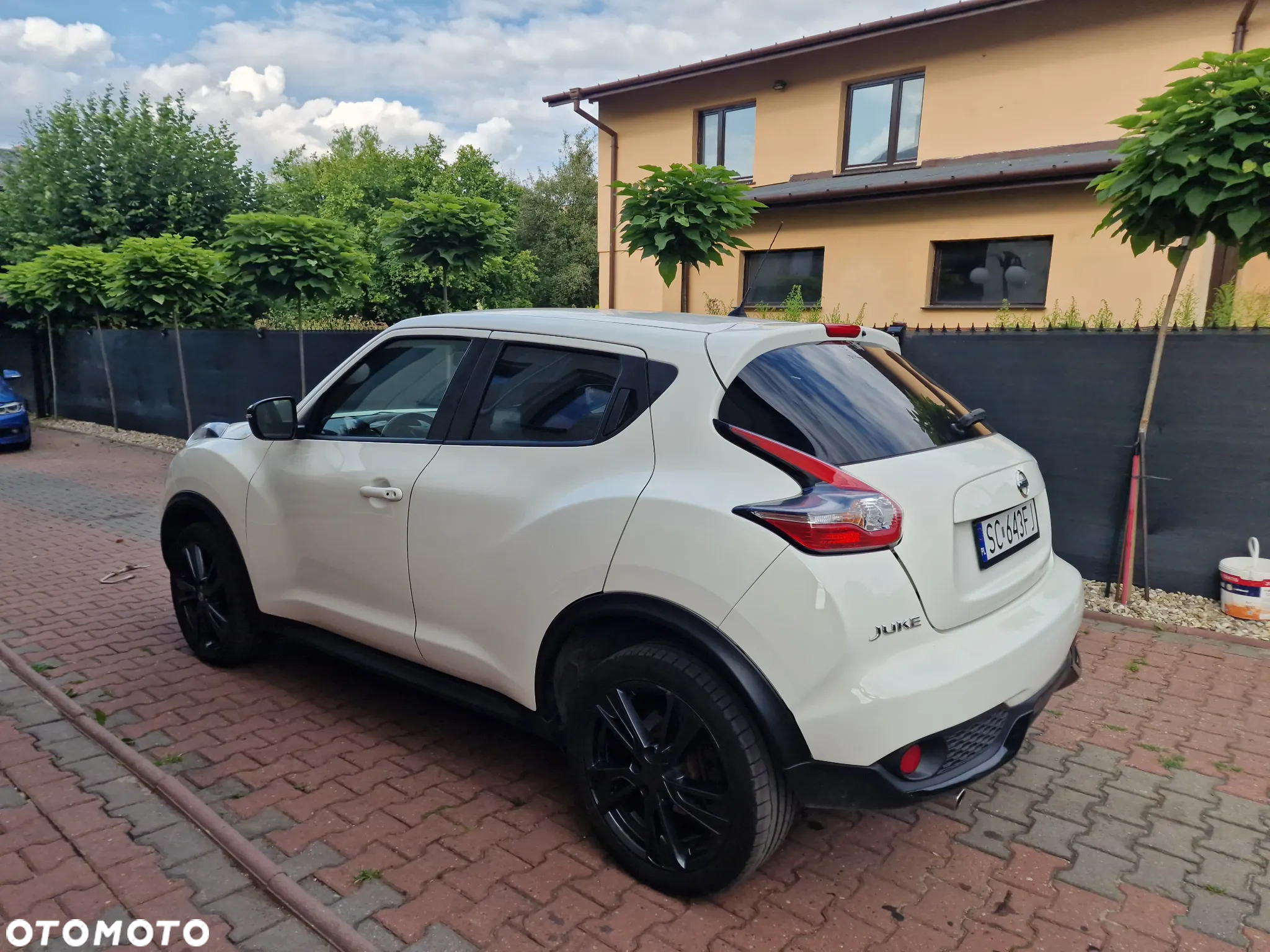 Nissan Juke 1.6 N-Connecta Xtronic EU6 - 4