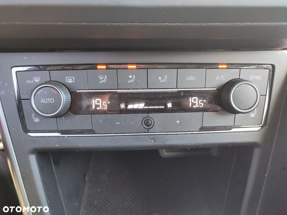 Volkswagen Polo - 22