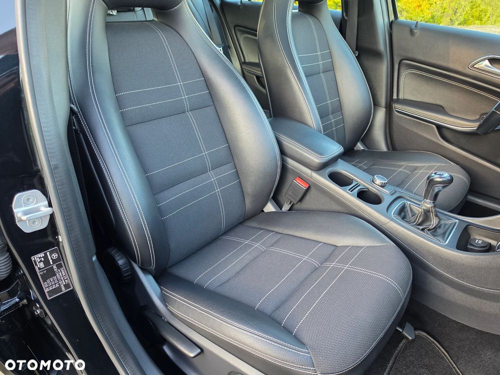 Mercedes-Benz Klasa A 200 CDI (BlueEFFICIENCY) Style - 36
