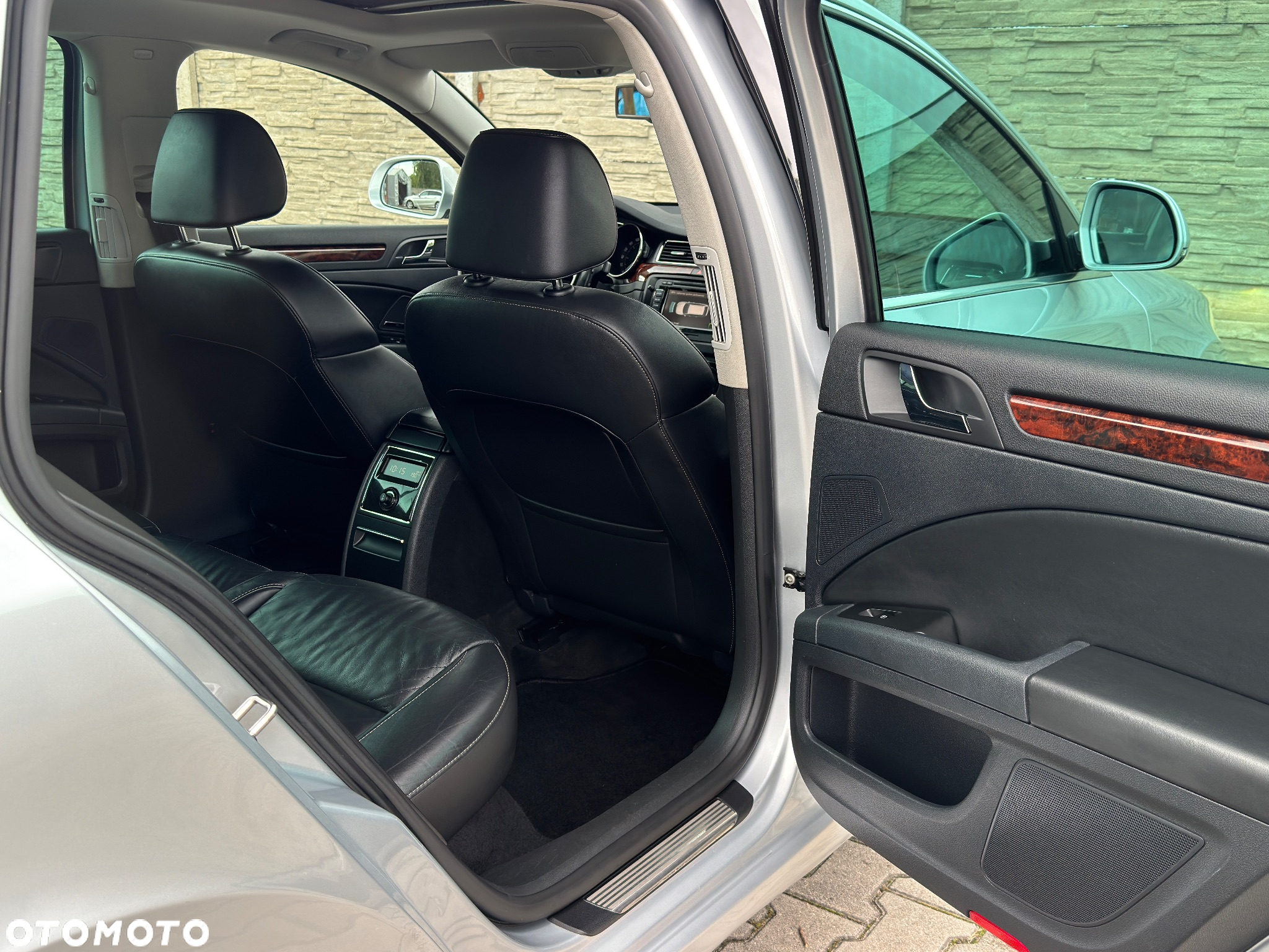 Skoda Superb 1.8 TSI Platinum DSG - 17