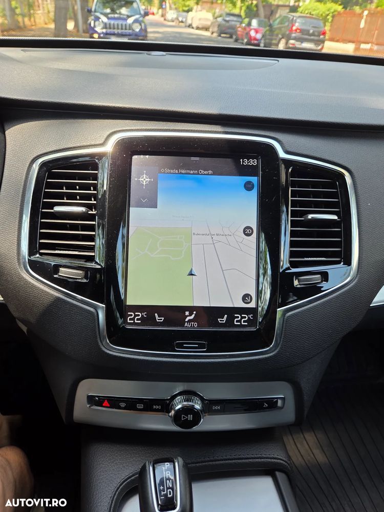 Volvo XC 90 D5 AWD Momentum - 13