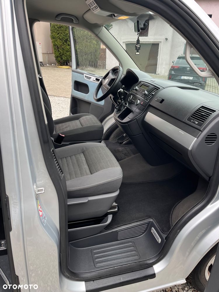 Volkswagen Multivan - 7