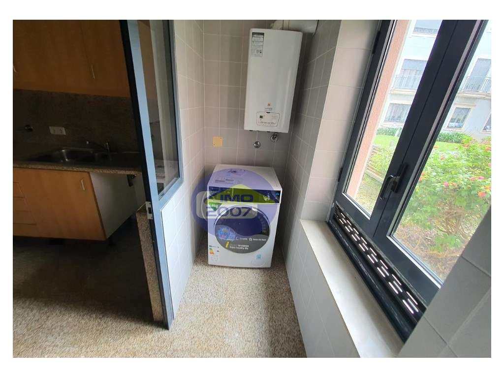 Apartamento T1 em Oliveira do Douro - Grande imagem: 4/12