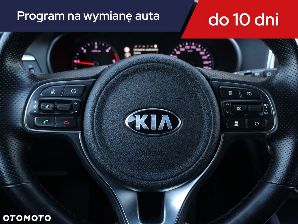 Kia Optima - 22