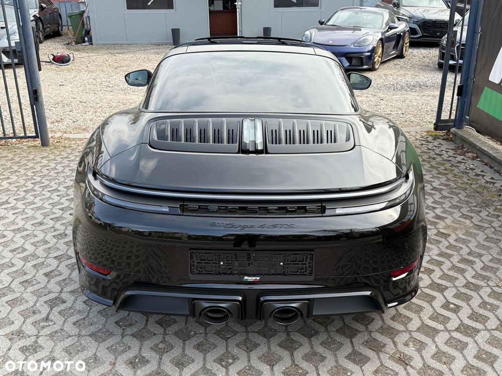 Porsche 911 Targa 4 GTS PDK - 10
