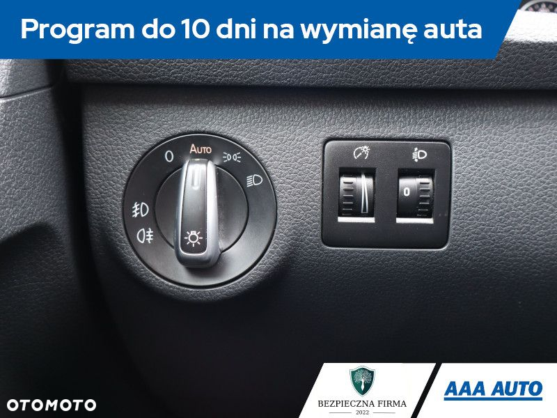 Volkswagen Caddy - 19