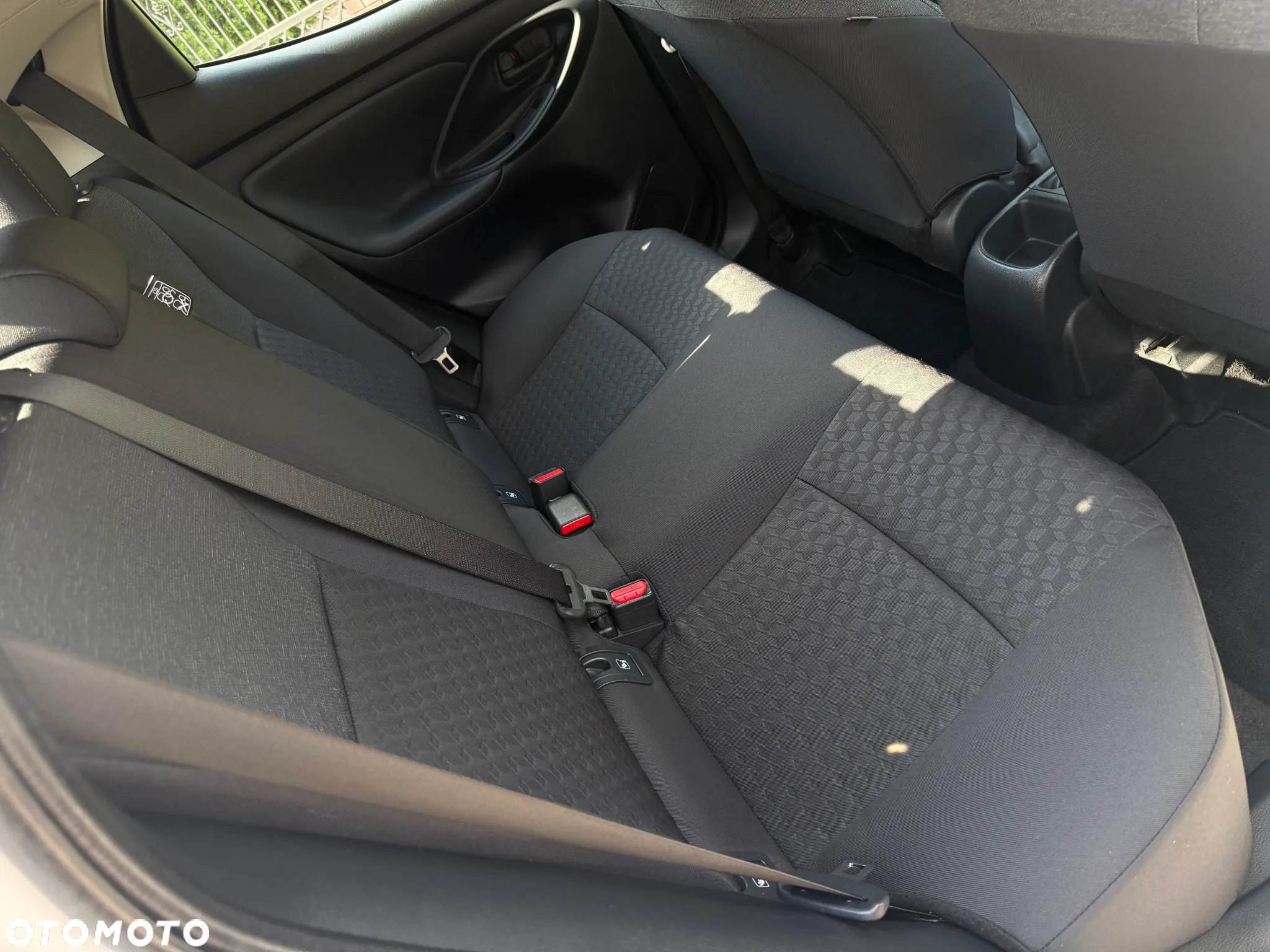 Toyota Yaris 1.5 Comfort - 32
