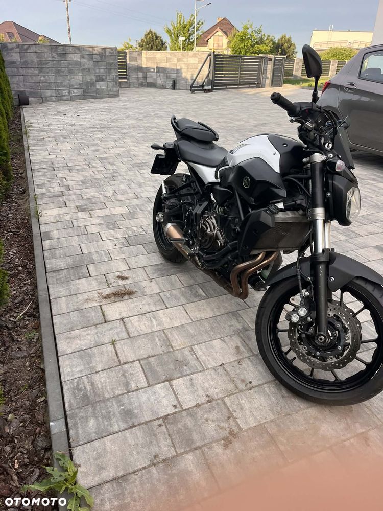 Yamaha MT - 3