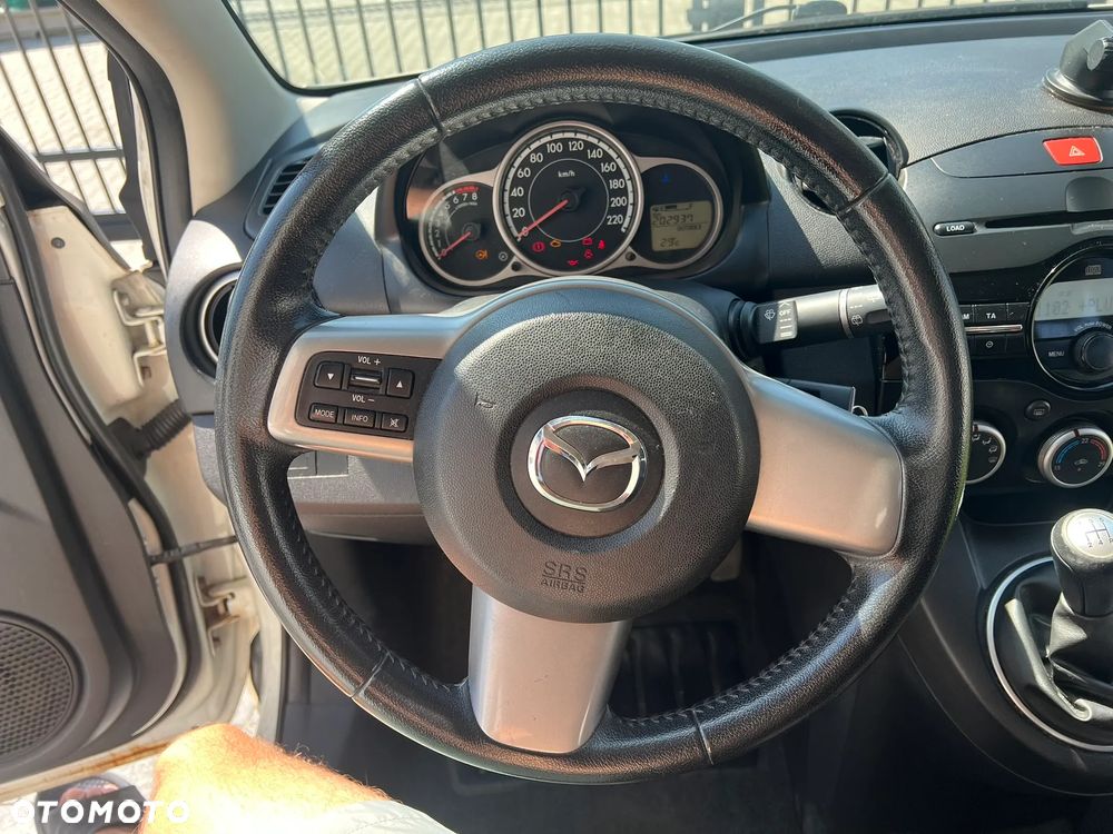 Mazda 2 1.3 Impuls - 12