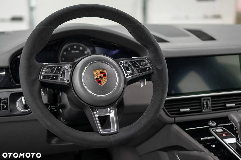 Porsche Cayenne ver-turbo - 16