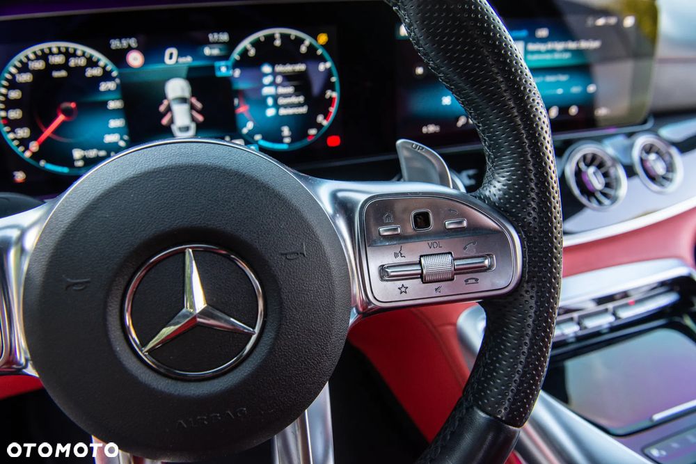 Mercedes-Benz AMG GT 63 S 4Matic+ Speedshift MCT 9G - 31
