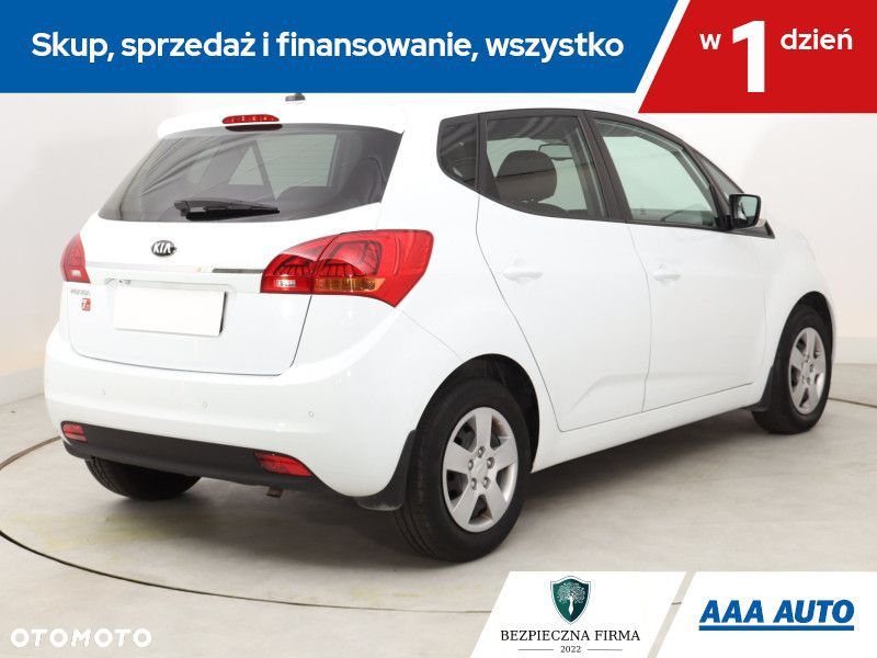 Kia Venga - 7