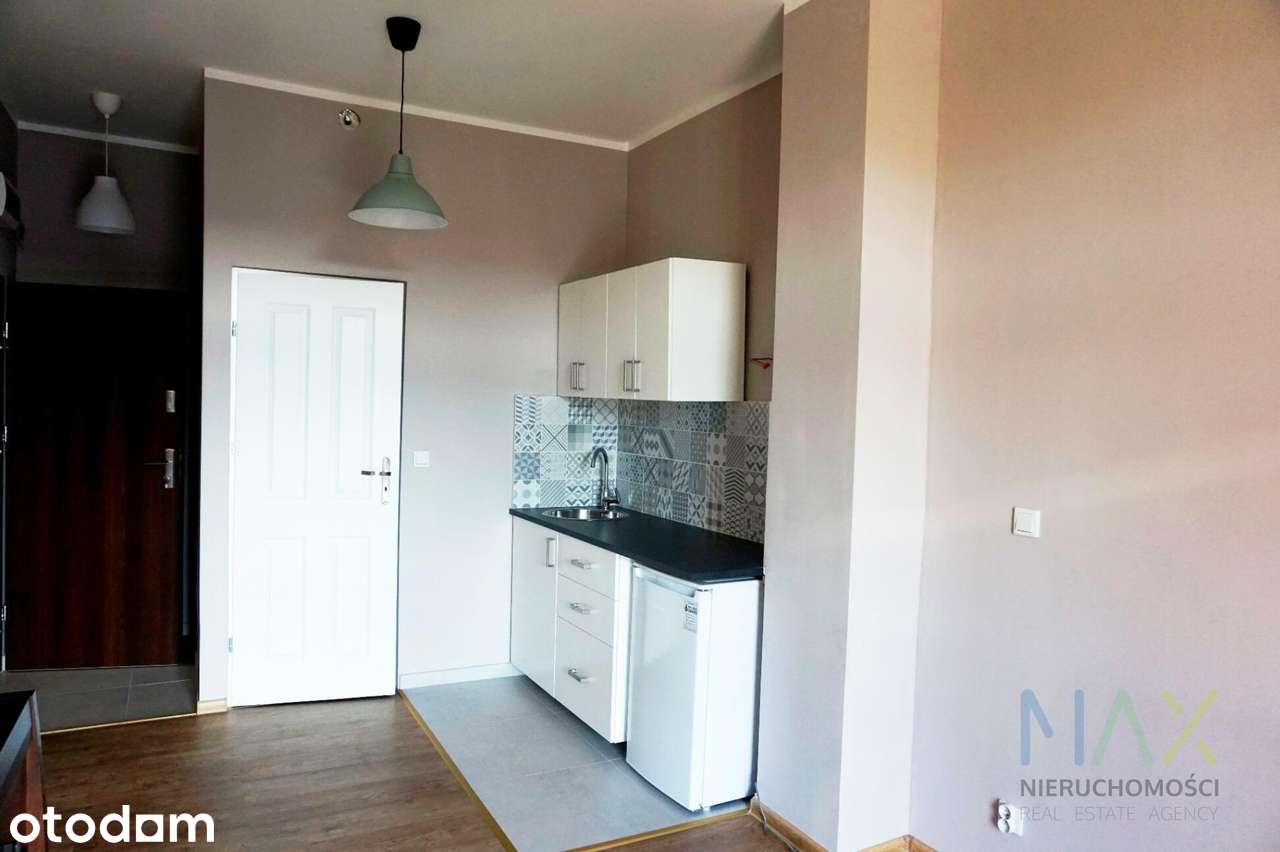 ładne studio z balkonem  do wynajęcia od zaraz
