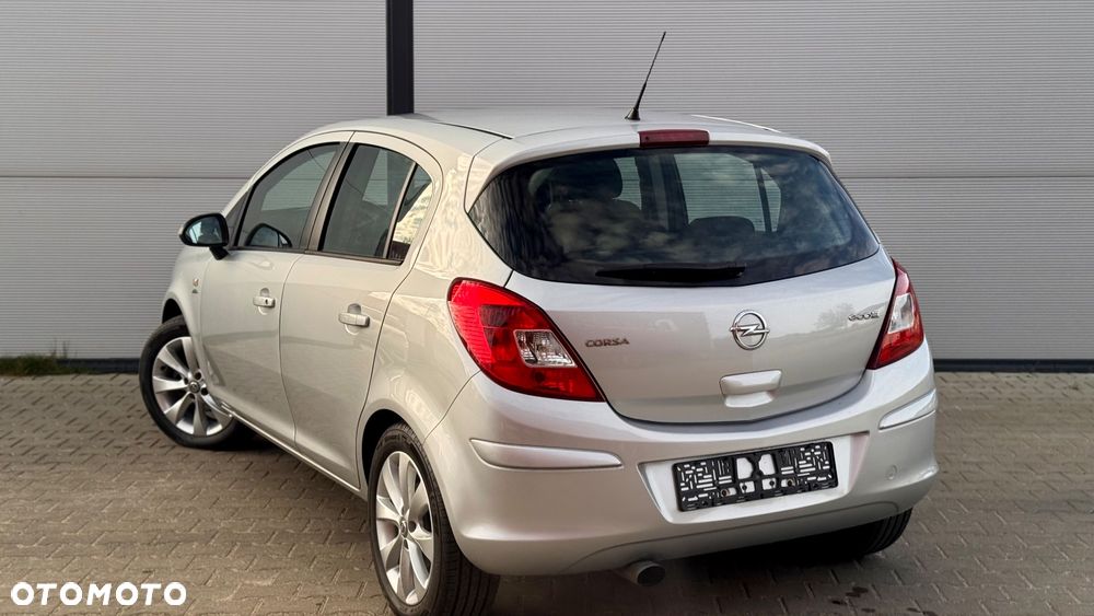 Opel Corsa 1.2 16V Energy - 18