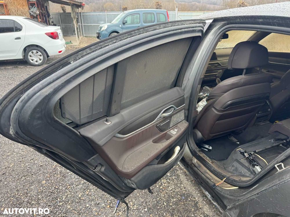 Dezmembrari Dezmembrez Piese piesa Dez auto Bmw G11 740e 2019 hybrid - 10