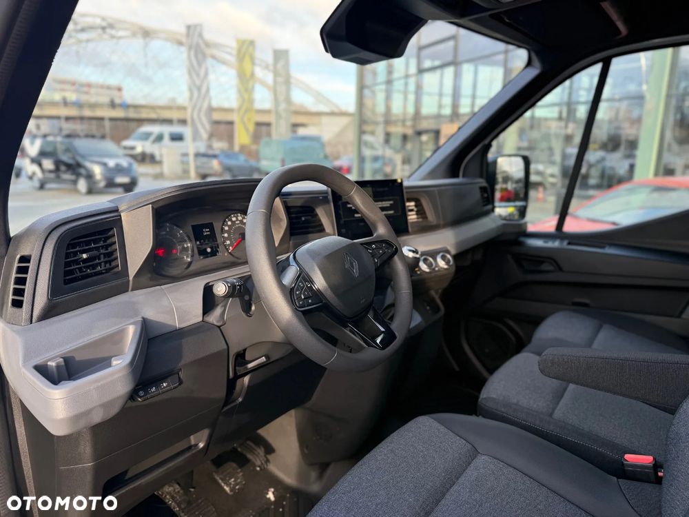 Renault Master 7 os. - 9