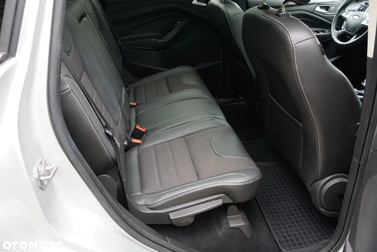 Ford Kuga - 21