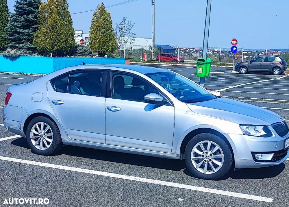 Skoda Octavia - 2