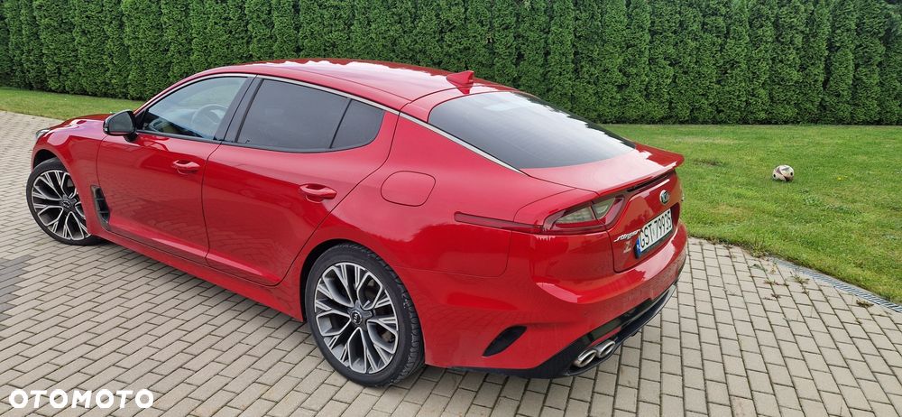 Kia Stinger - 4