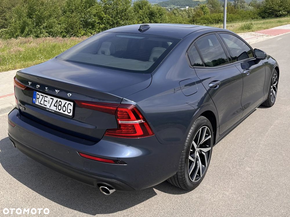 Volvo S60 T6 AWD Momentum Pro - 8