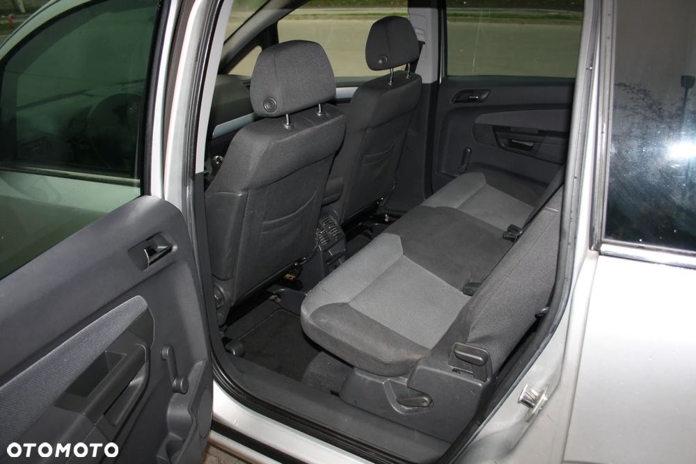 Opel Zafira 1.8 Active - 15