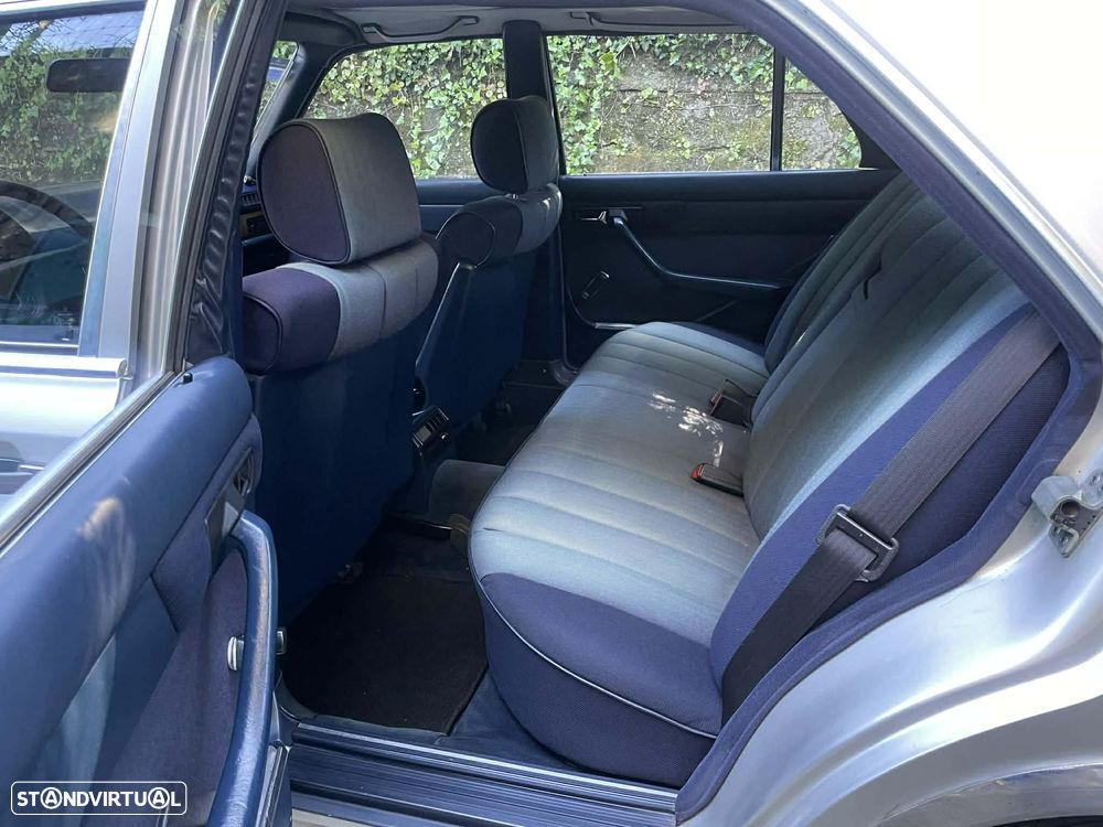 Mercedes-Benz W126 (1979-1992) - 9