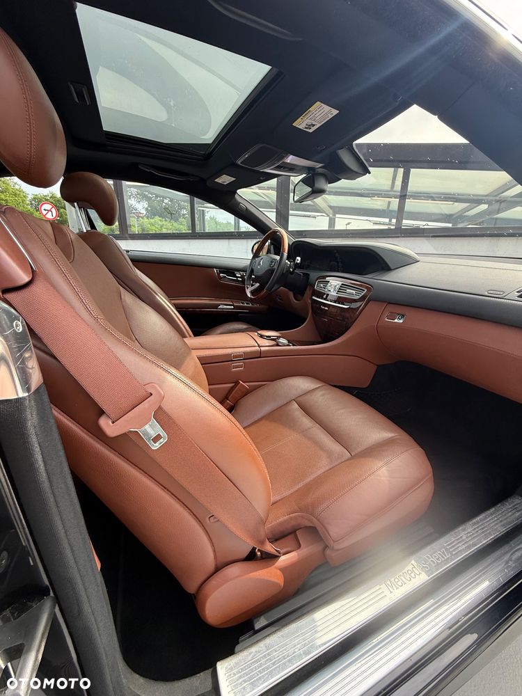 Mercedes-Benz CL 500 4Matic 7G-TRONIC - 29