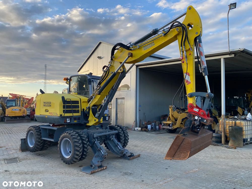 Wacker Neuson 9503 -2, PODPORY + PŁUG, 4000 MTH, 2 ŁYŻKI, DŁUŻSZY ZASIĘG, Z NIEMIEC, - 1