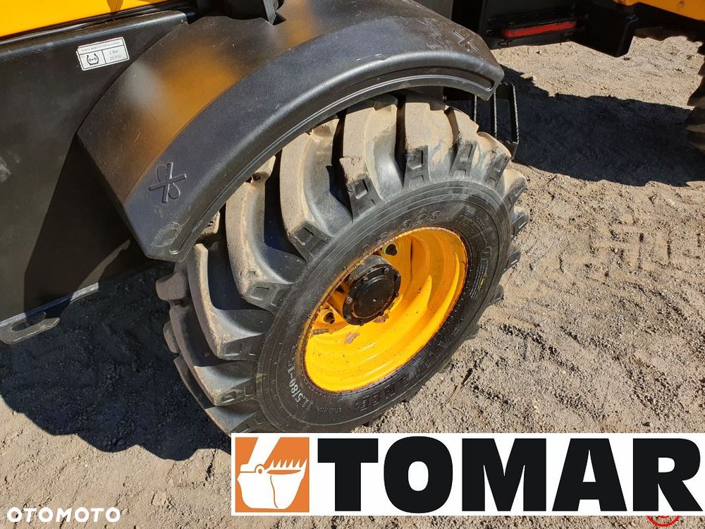 JCB 3 TFT 3 TONY - 10