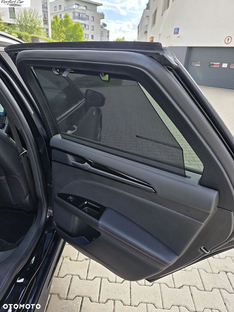 Ford Mondeo SW 2.0 Hybrid ST-Line Plus - 18