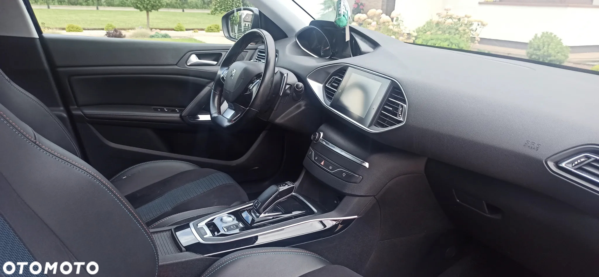Peugeot 308 BlueHDi 130 EAT8 GT - 30