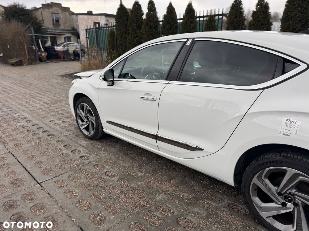 DS Automobiles DS 4 - 11