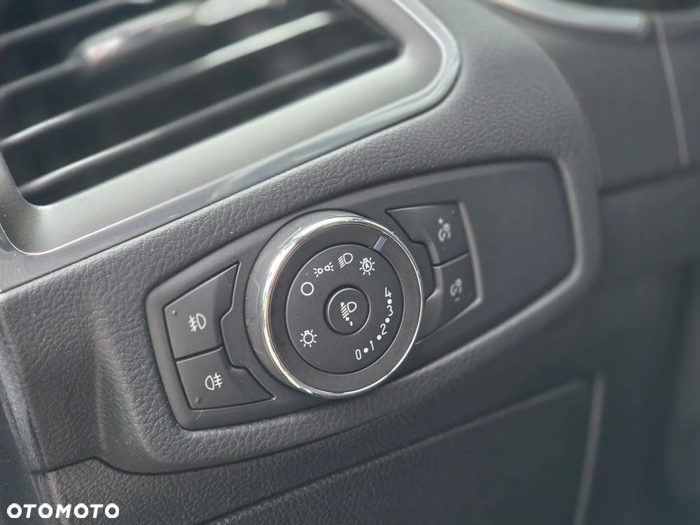 Ford Galaxy 1.5 EcoBoost Titanium - 22