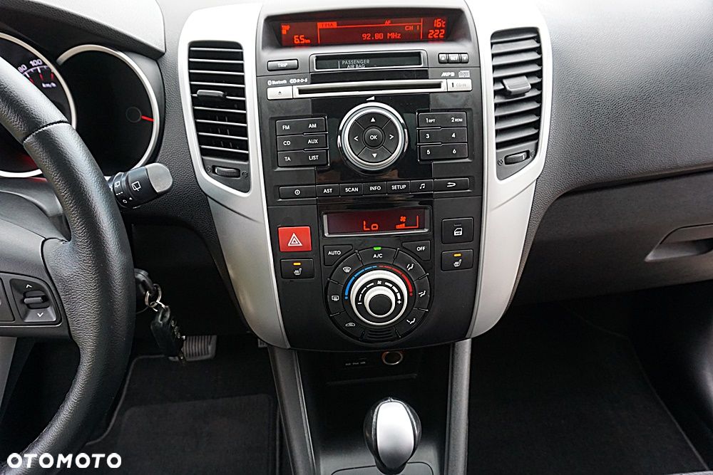 Kia Venga 1.6 CVVT Automatik Titanium Collection - 33
